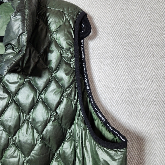 Calvin Klein Performance Womens 2X Premium Down Green Quilted Puffer Vest - Picture 11 of 11